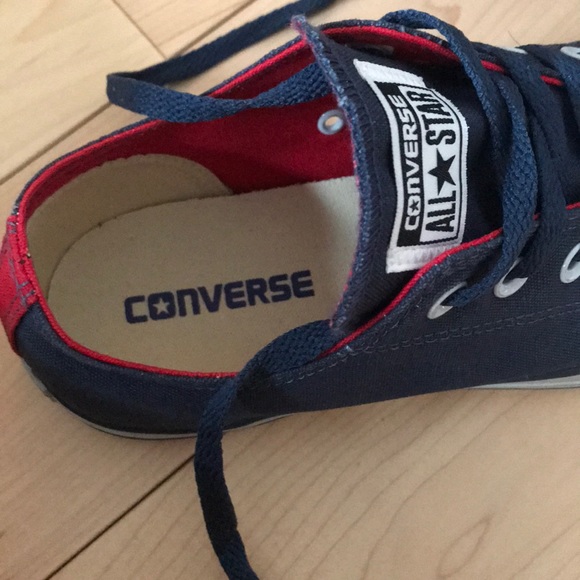 Limited Edition Converse Chuck Taylor All Star - Picture 3 of 8